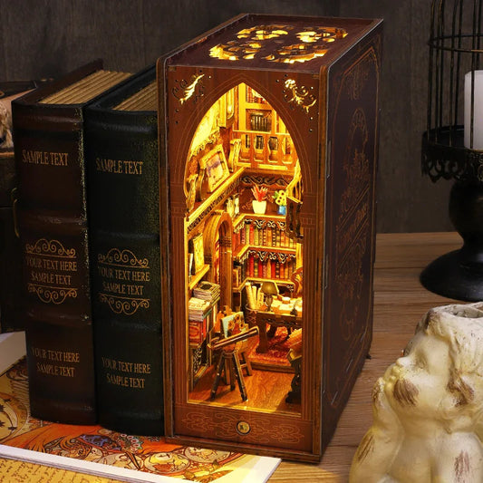 DIY Book Nook - Library of Books