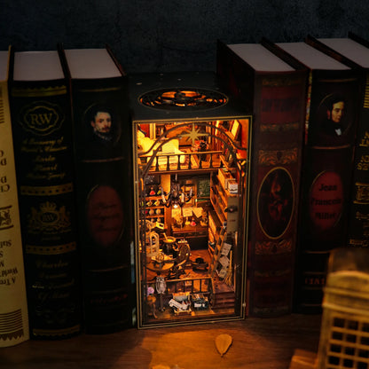 DIY Book Nook Kit - Mira Magic House